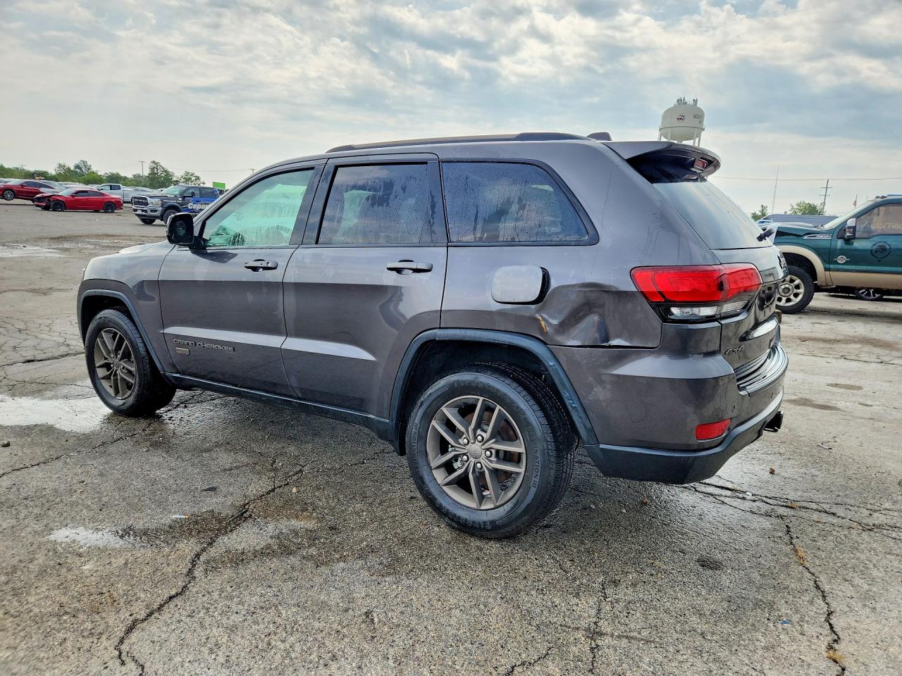 2016 JEEP GRAND CHEROKEE LAREDO — снимка 2