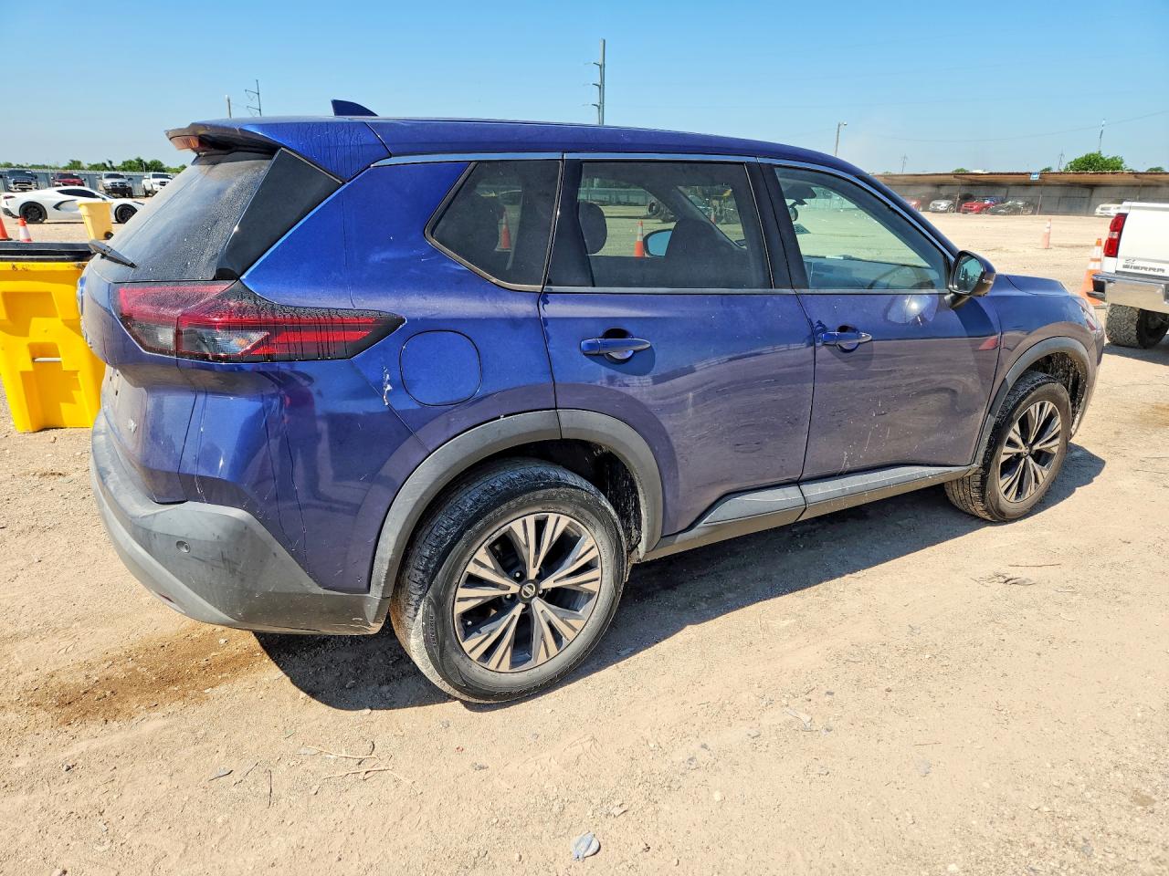 2021 NISSAN ROGUE SV — снимка 3