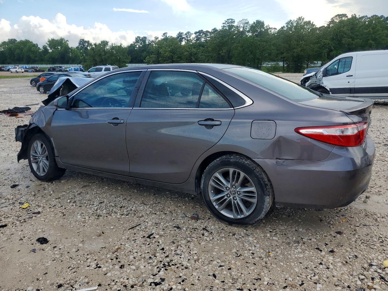 2015 TOYOTA CAMRY SE — снимка 2