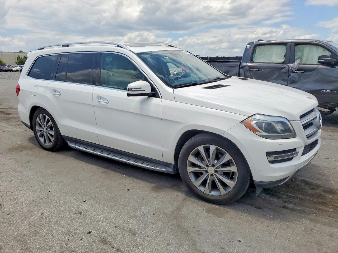 2014 MERCEDES-BENZ GL 450 4MATIC — снимка 4