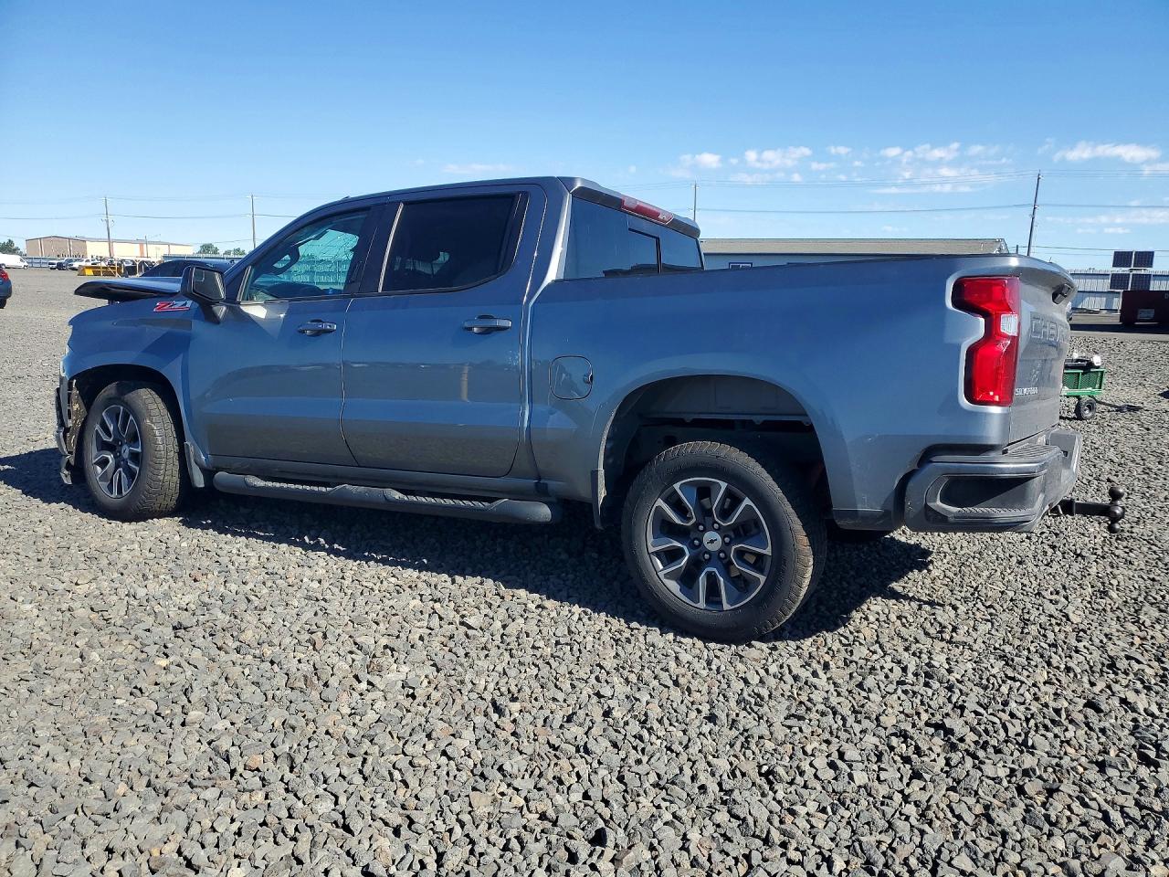 2021 CHEVROLET SILVERADO K1500 RST — снимка 2