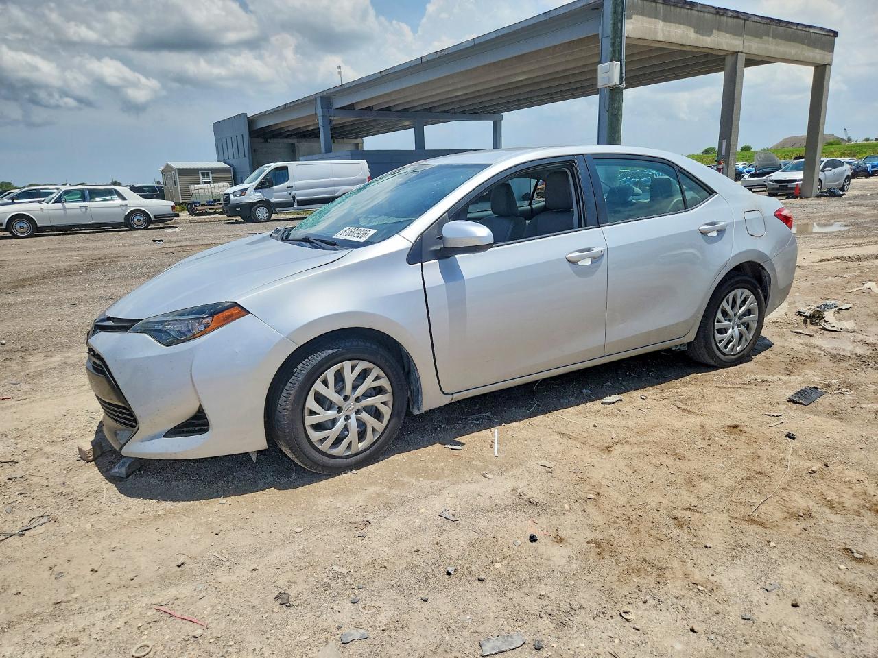 2017 TOYOTA COROLLA LE