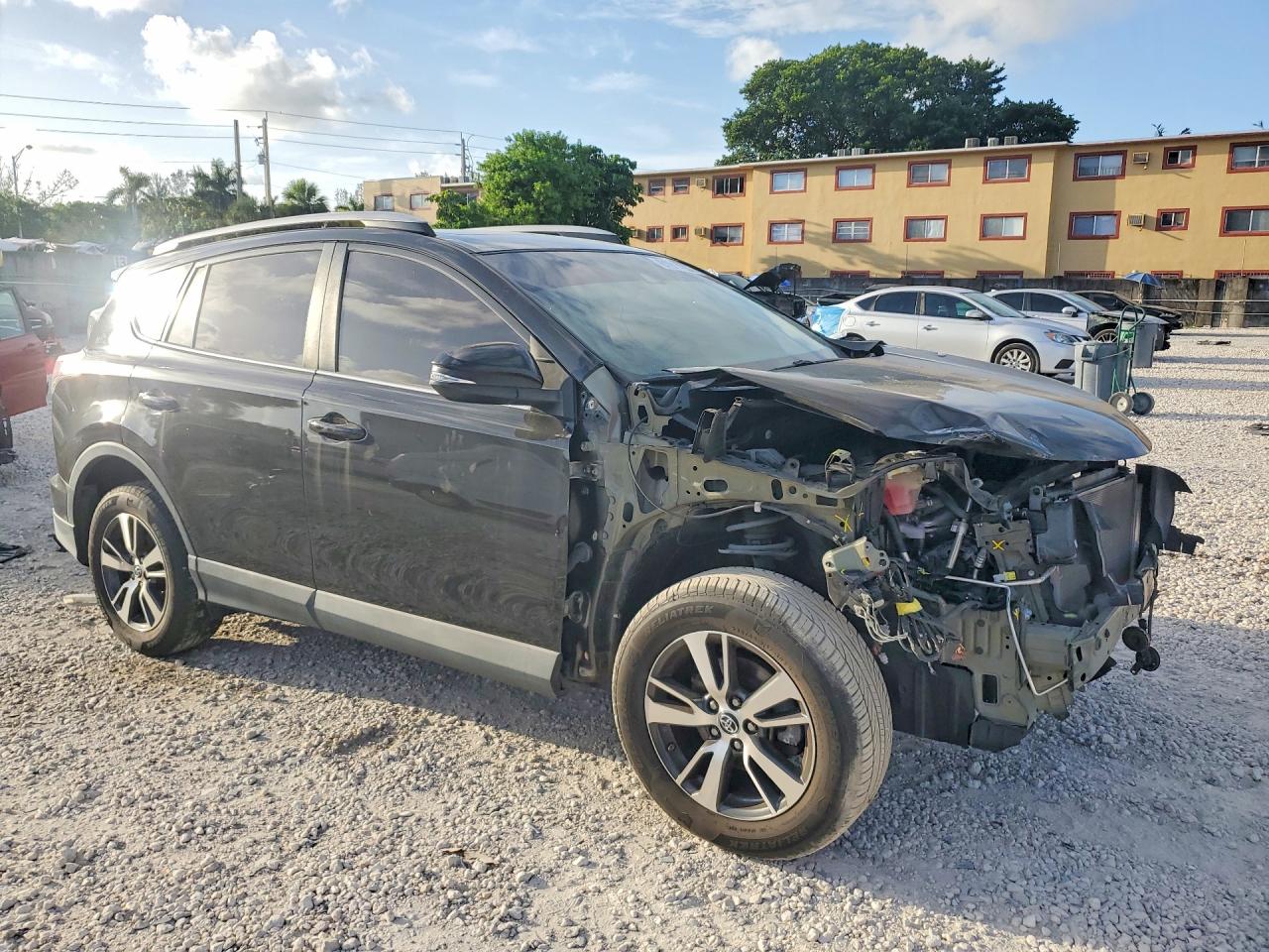 2018 TOYOTA RAV4 XLE — снимка 4