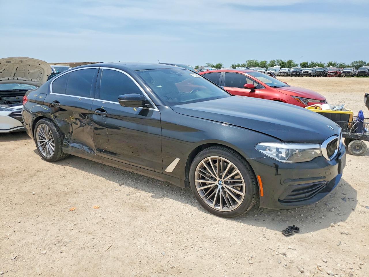 2019 BMW 530 I — снимка 4