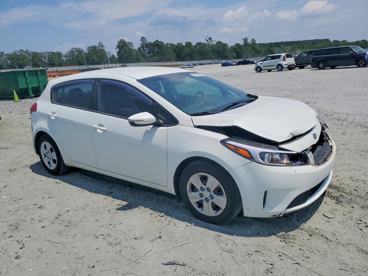 2018 KIA FORTE5 LX — снимка 4