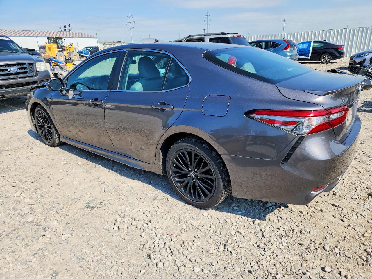 2018 TOYOTA CAMRY SE — снимка 2