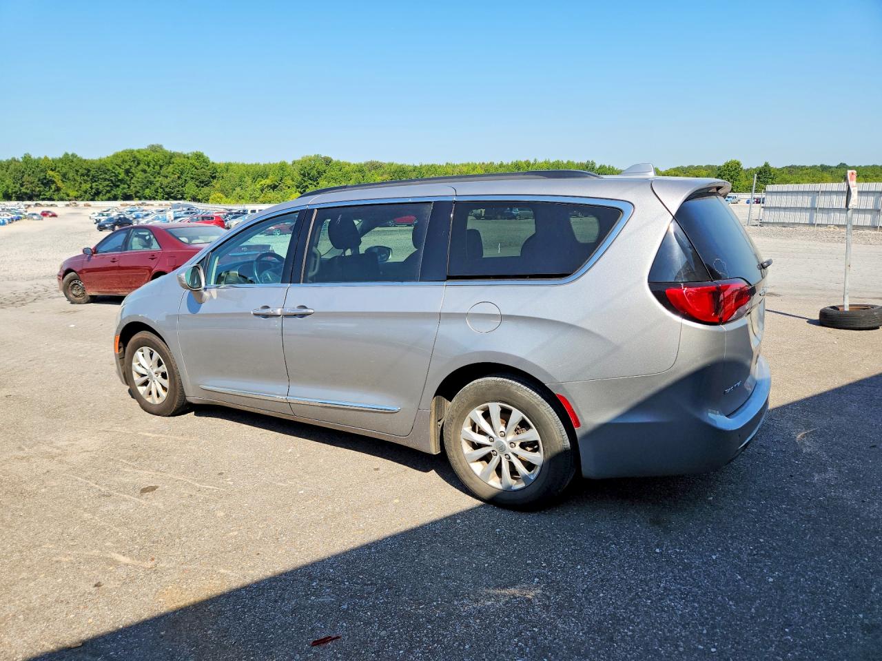 2017 CHRYSLER PACIFICA TOURING L — снимка 2