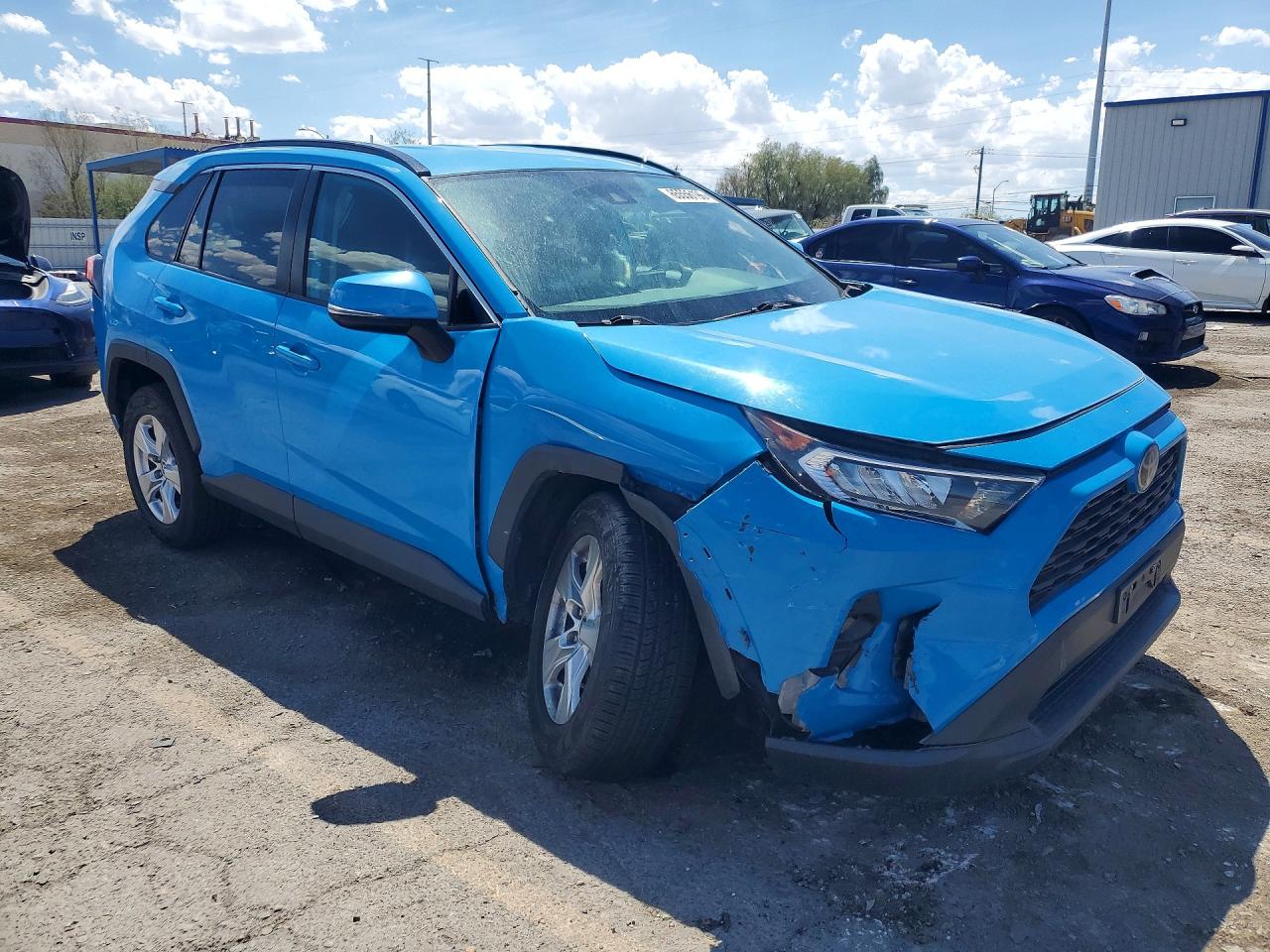 2021 TOYOTA RAV4 XLE — снимка 4
