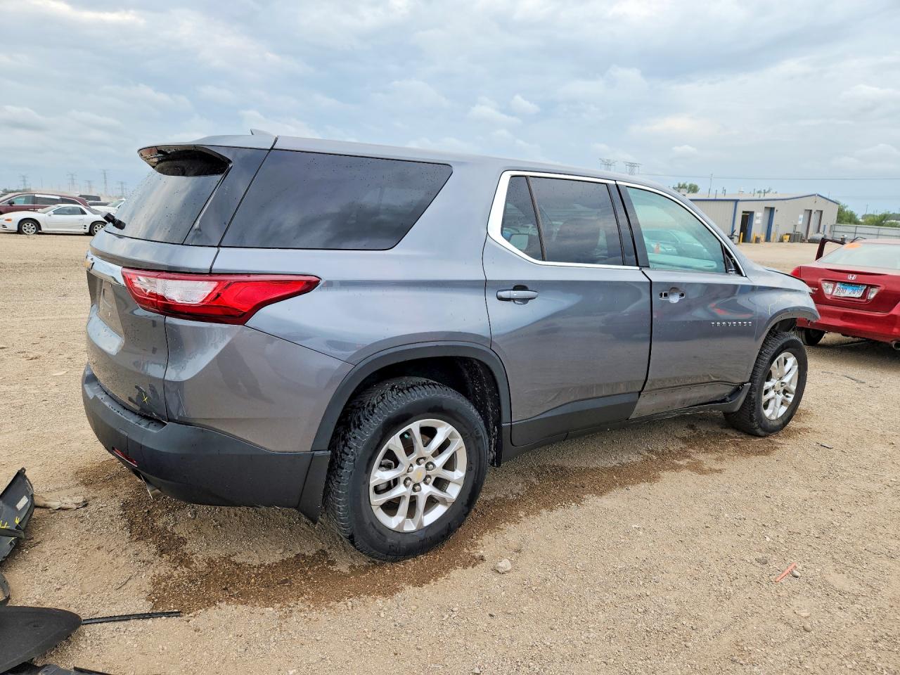 2018 CHEVROLET TRAVERSE LS — снимка 3