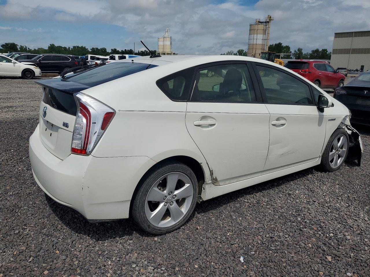 2015 TOYOTA PRIUS FIVE — снимка 3