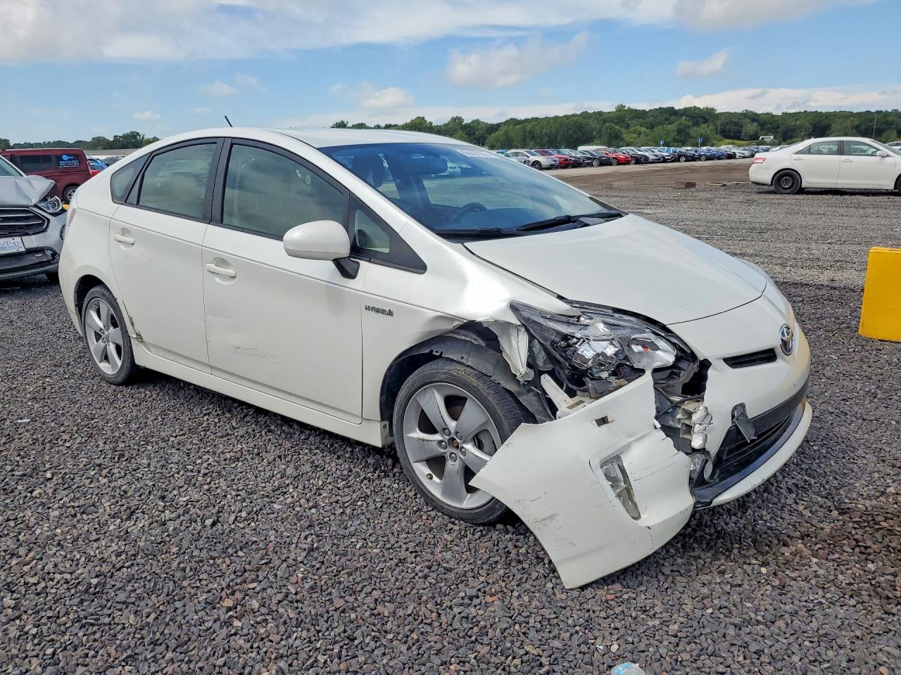 2015 TOYOTA PRIUS FIVE — снимка 4