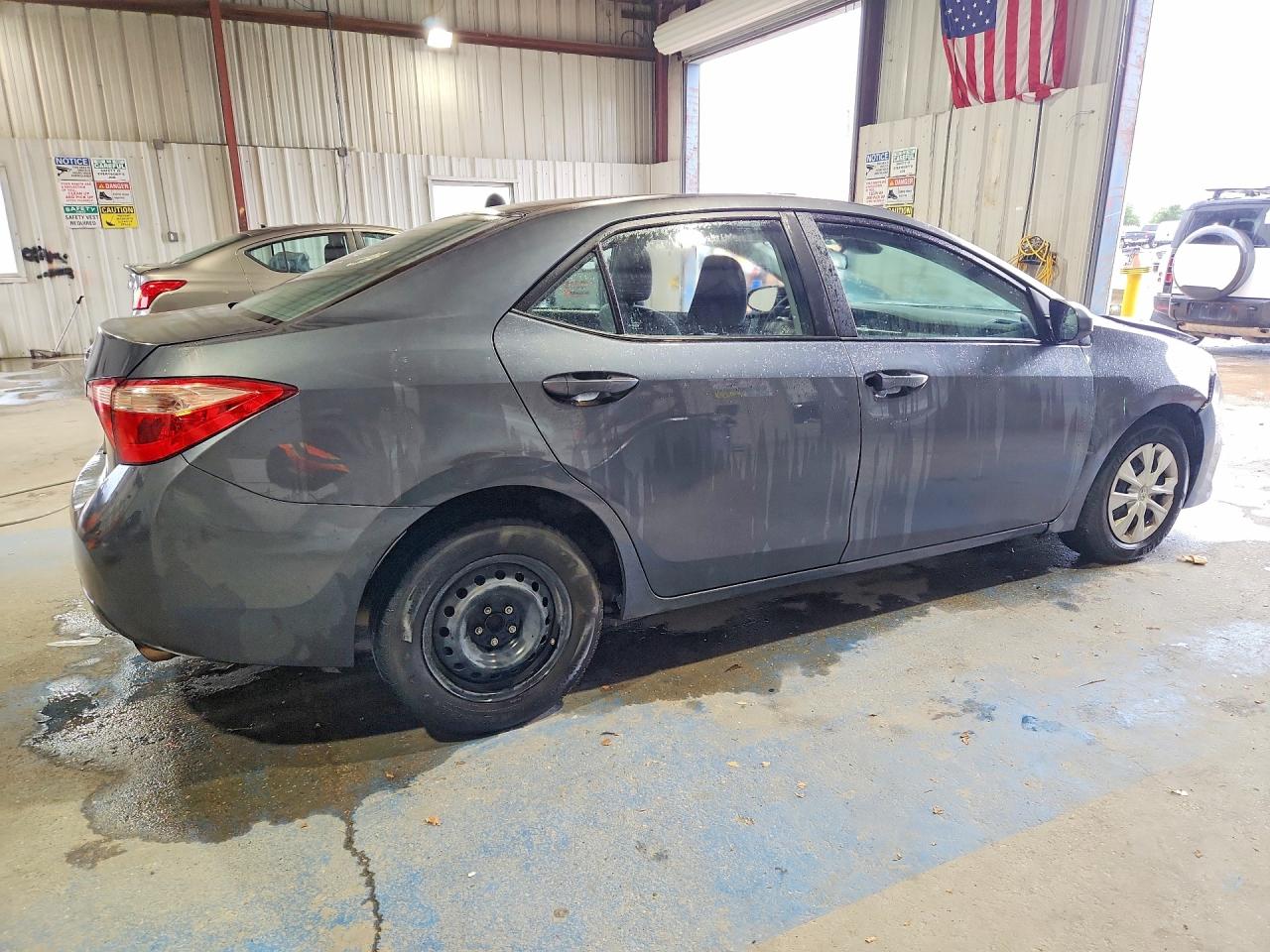 2017 TOYOTA COROLLA L — снимка 3