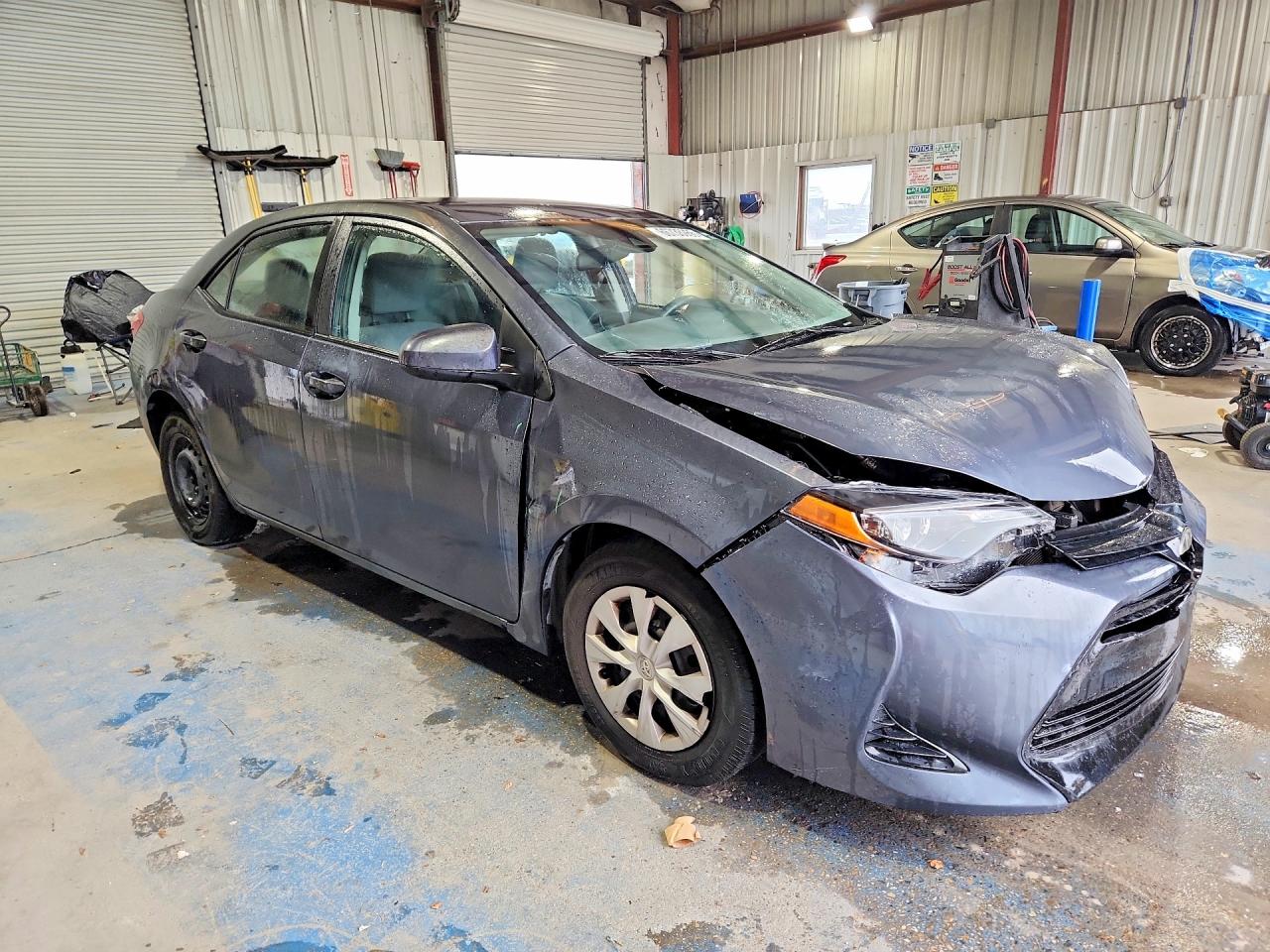 2017 TOYOTA COROLLA L — снимка 4