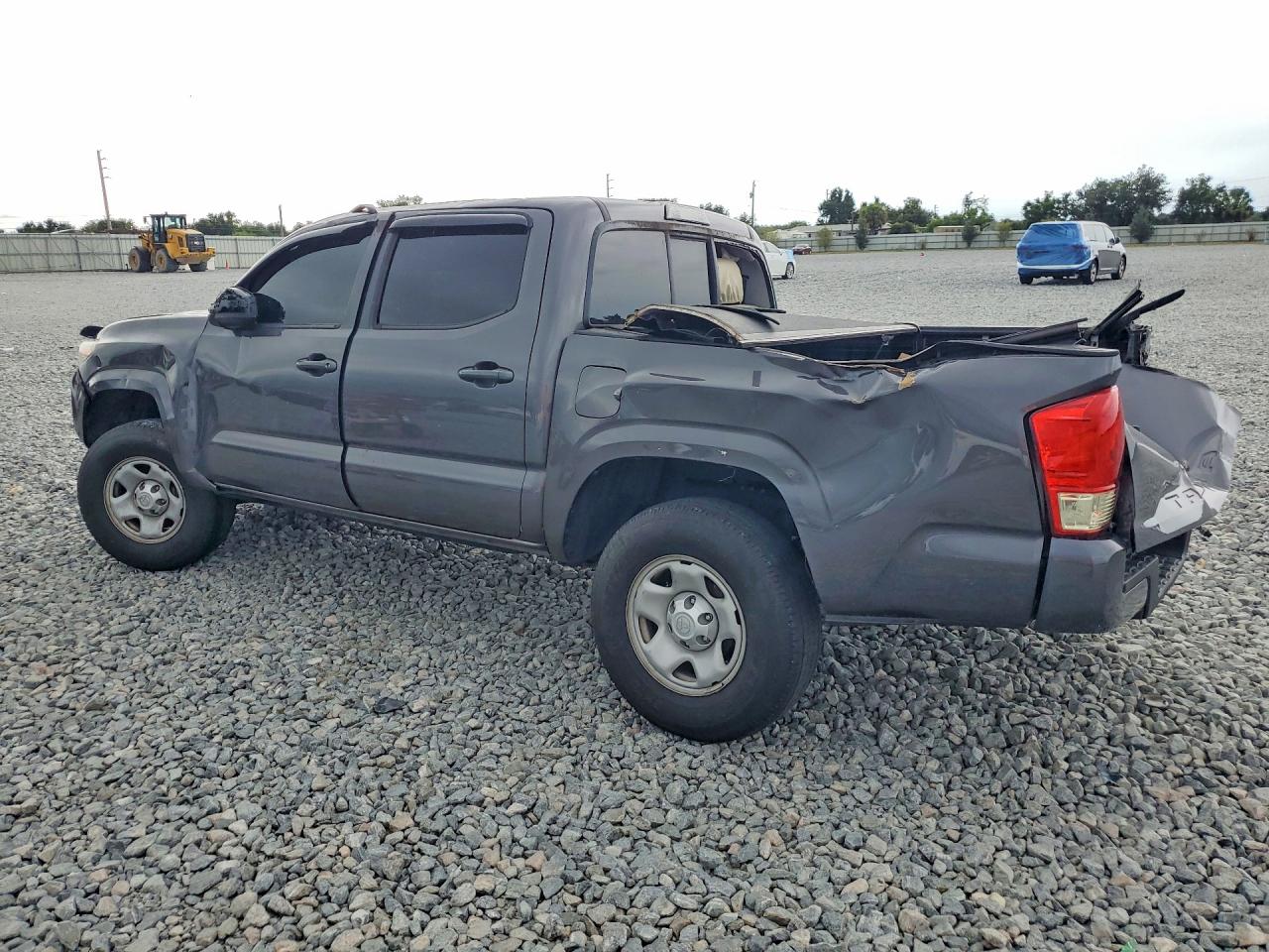 2020 TOYOTA TACOMA SR — снимка 2
