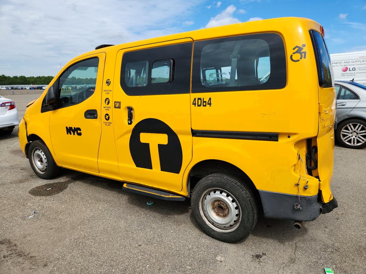 2019 NISSAN NV200 TAXI — снимка 2