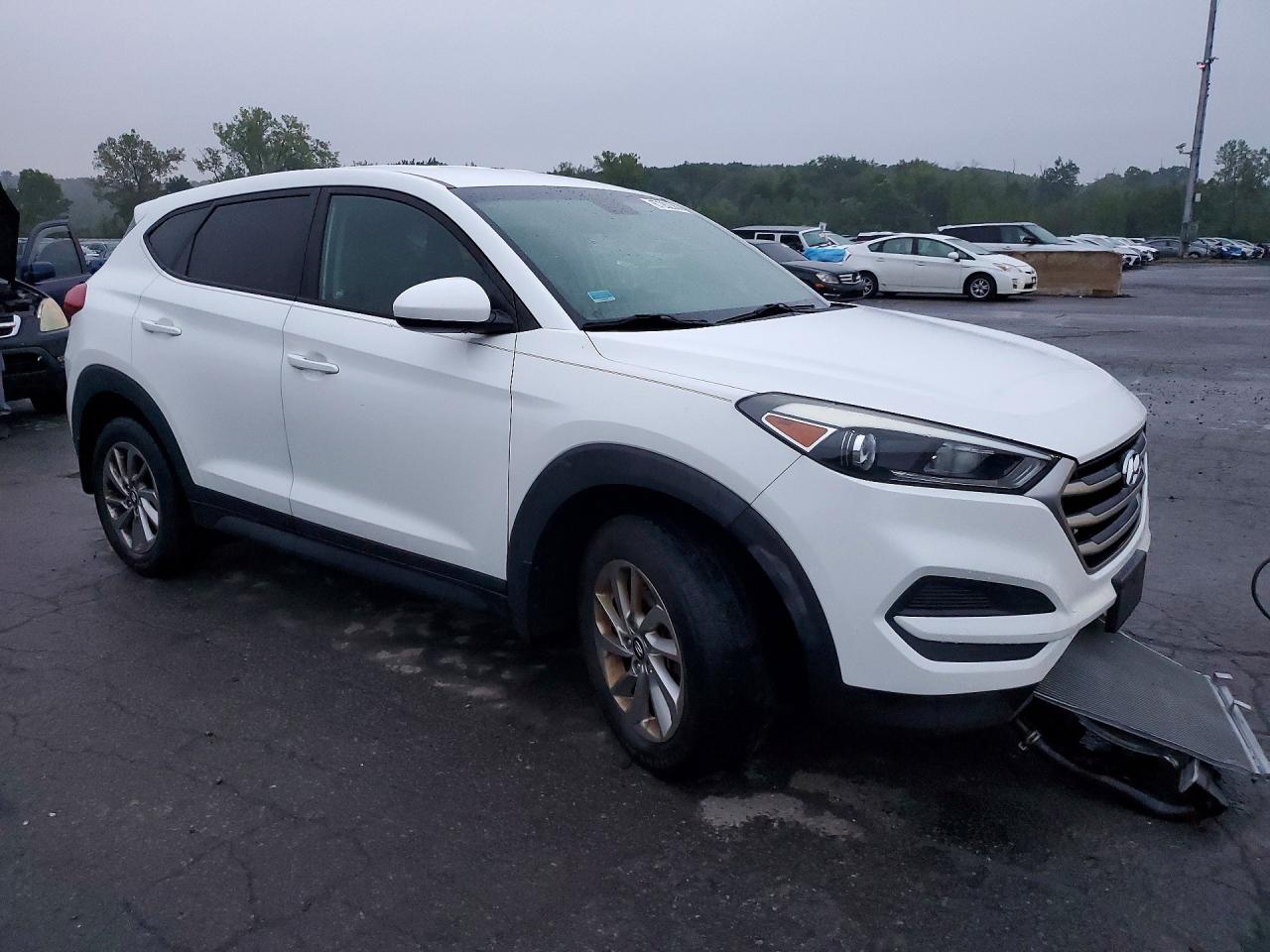2018 HYUNDAI TUCSON SE — снимка 4