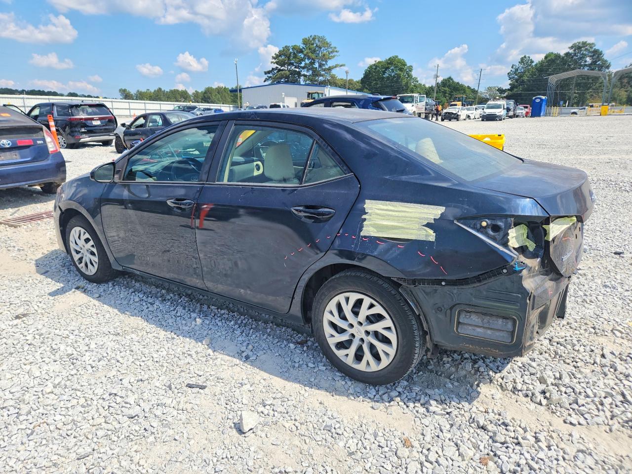 2018 TOYOTA COROLLA LE — снимка 2