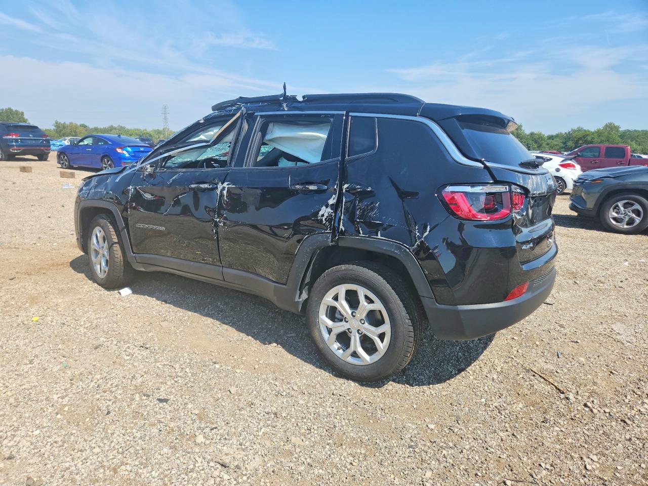 2024 JEEP COMPASS LATITUDE — снимка 2