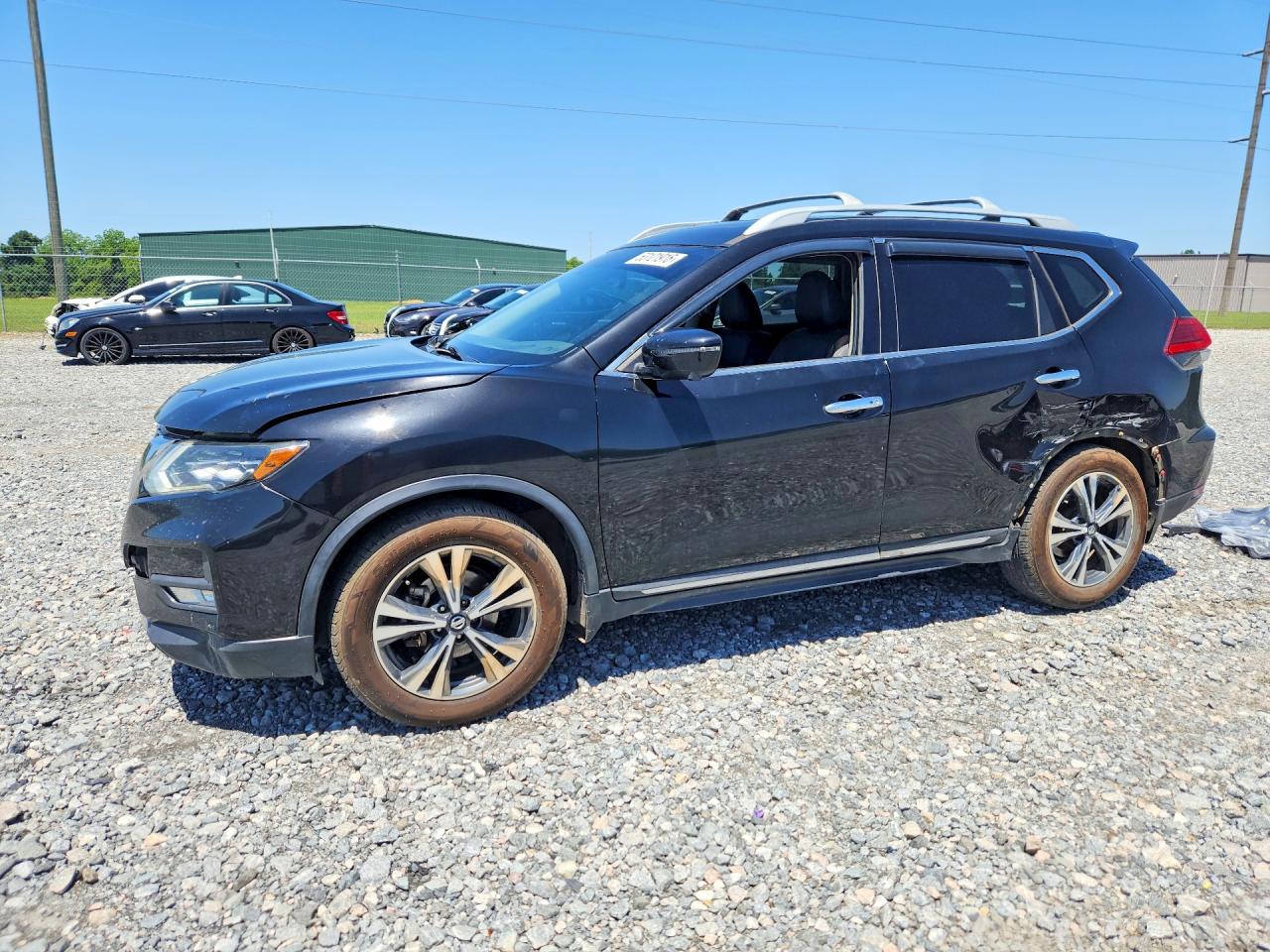 2017 NISSAN ROGUE S