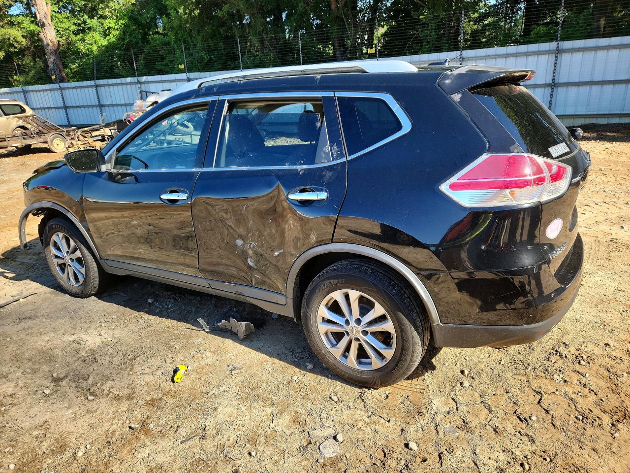 2016 NISSAN ROGUE SV — снимка 2