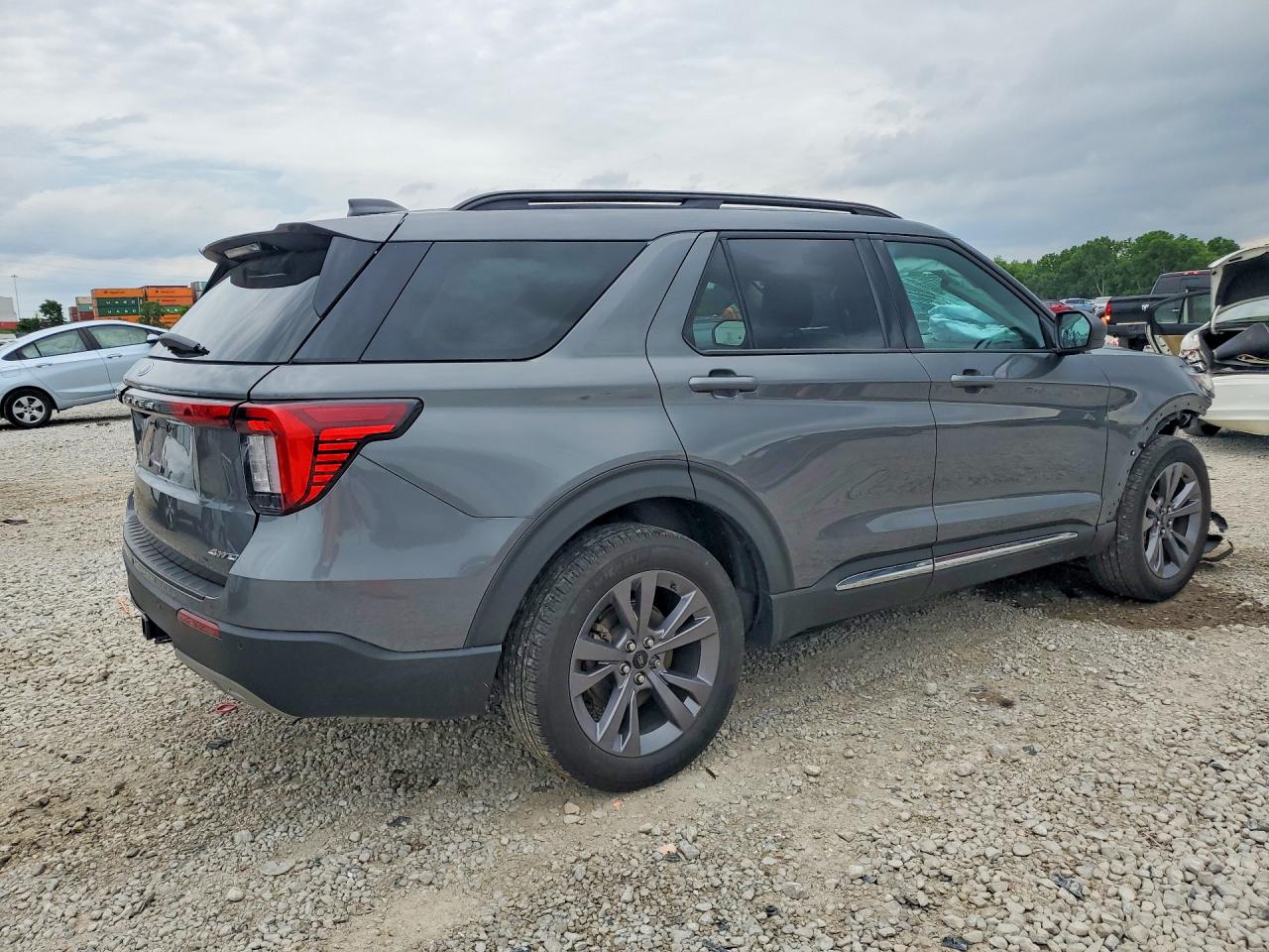2025 FORD EXPLORER ACTIVE — снимка 3