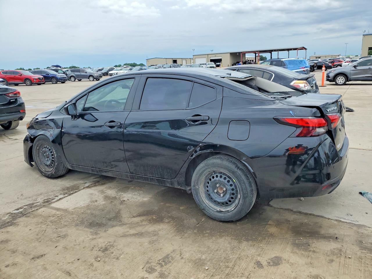 2023 NISSAN VERSA S — снимка 2