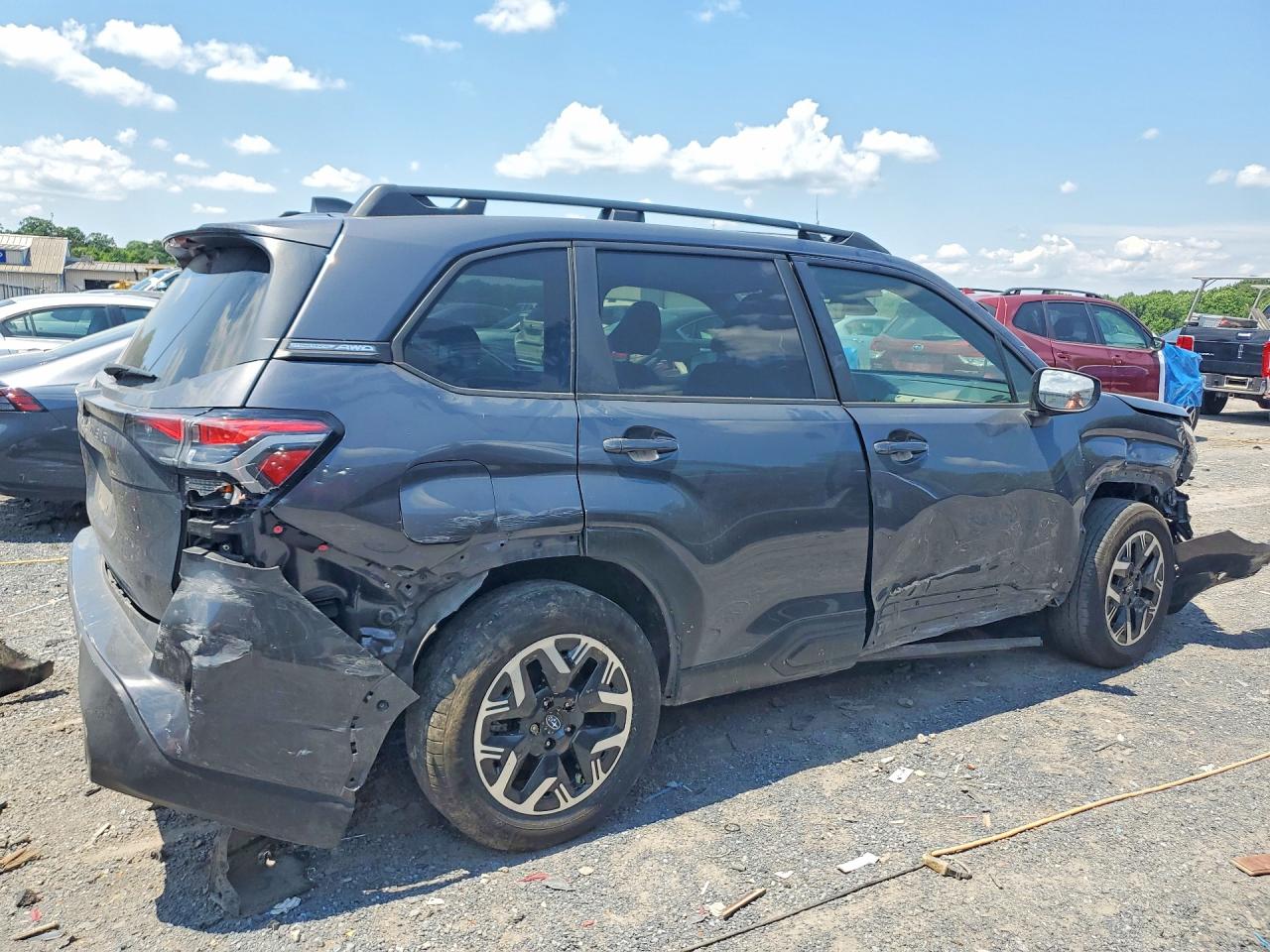 2025 SUBARU FORESTER PREMIUM — снимка 3