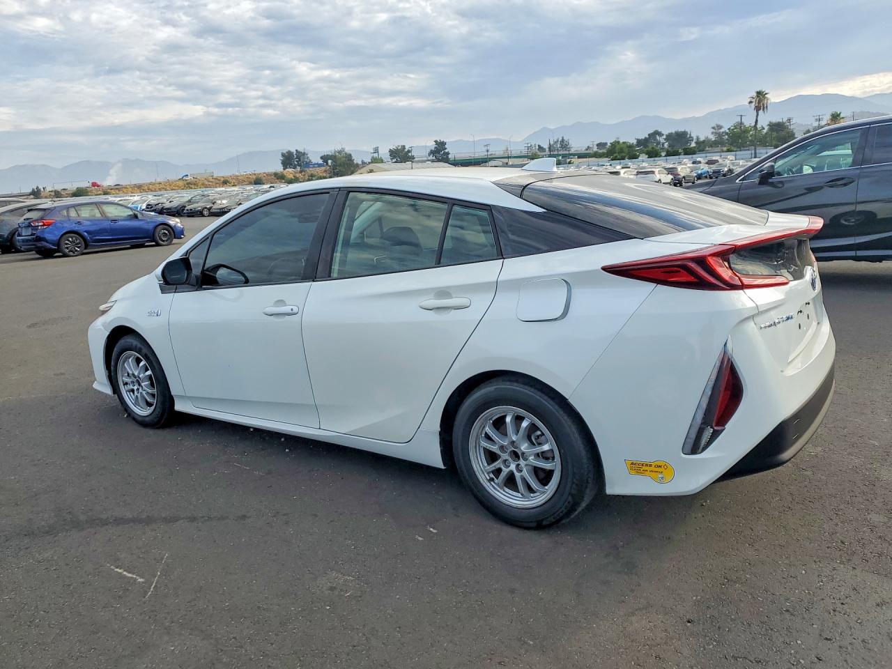 2022 TOYOTA PRIUS PRIME XLE — снимка 2