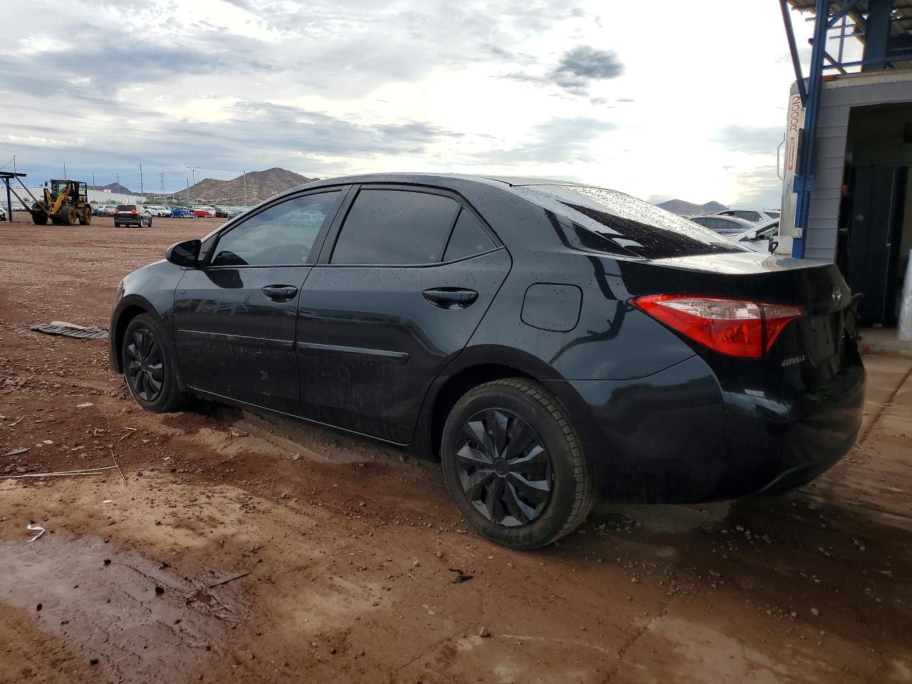 2017 TOYOTA COROLLA LE — снимка 2