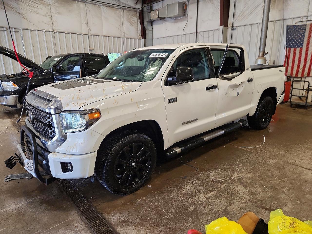 2019 TOYOTA TUNDRA CREWMAX SR5