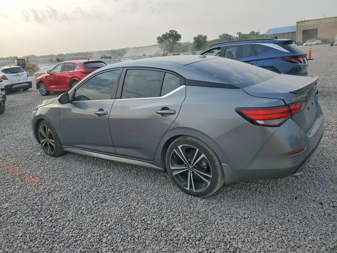 2020 NISSAN SENTRA SR — снимка 2