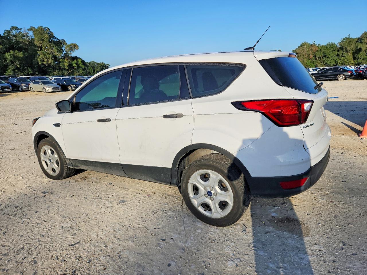 2019 FORD ESCAPE S — снимка 2