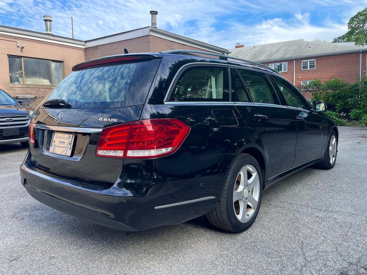 2014 MERCEDES-BENZ E 350 4MATIC WAGON — снимка 4