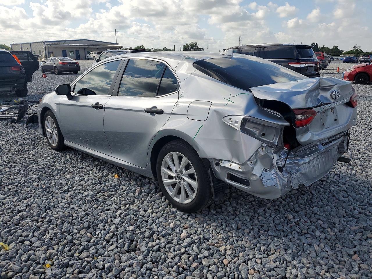2024 TOYOTA CAMRY LE — снимка 2