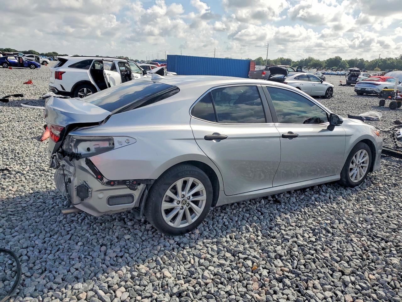 2024 TOYOTA CAMRY LE — снимка 3