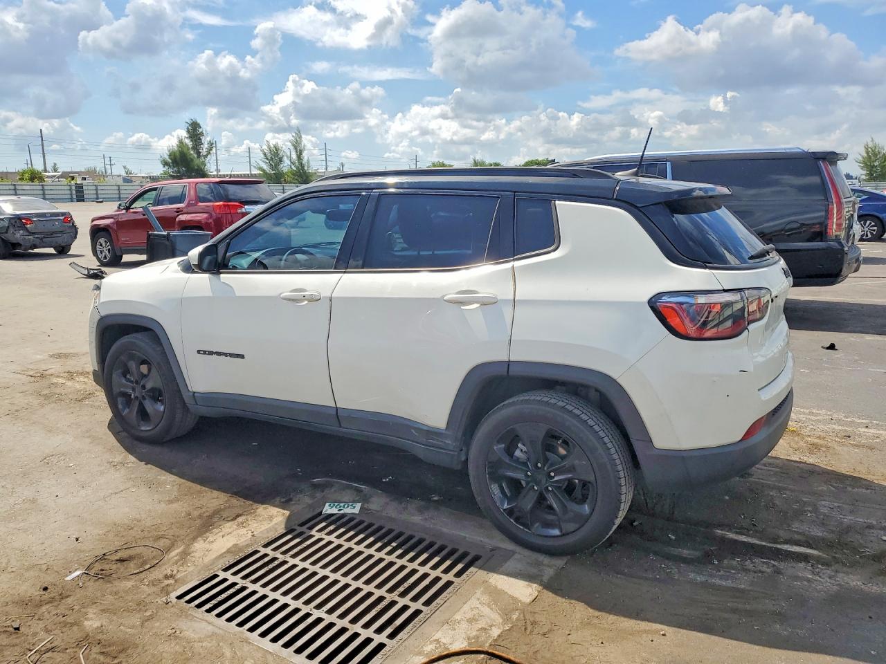 2021 JEEP COMPASS LATITUDE — снимка 2