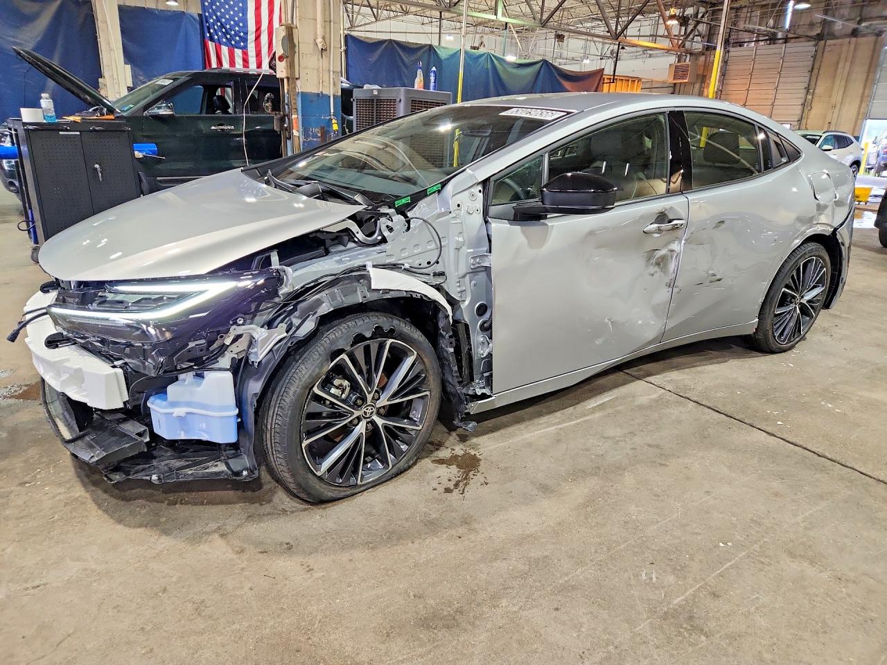 2026 TOYOTA PRIUS XLE