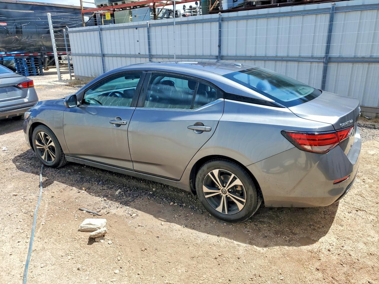 2021 NISSAN SENTRA SV — снимка 2