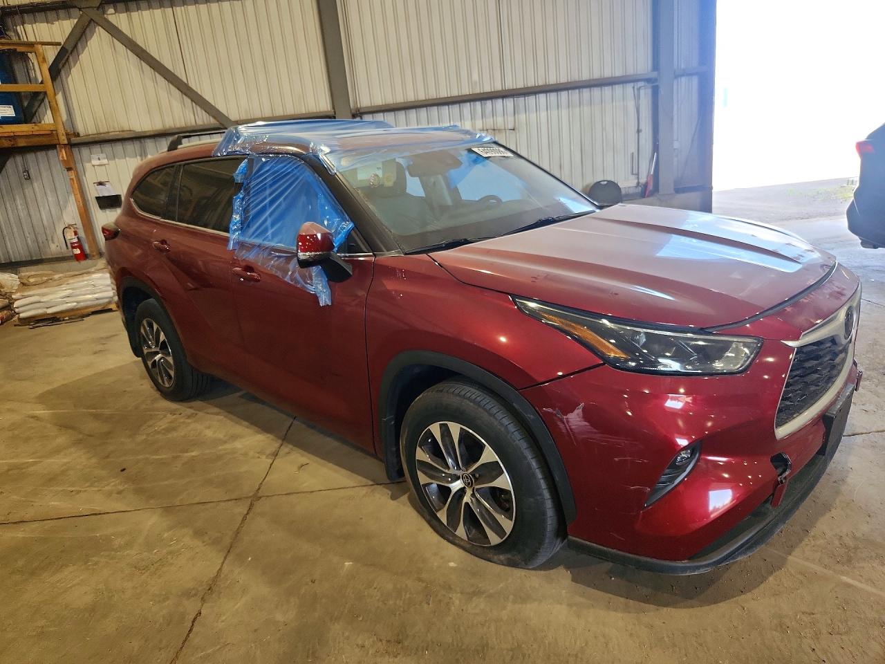 2022 TOYOTA HIGHLANDER XLE — снимка 4