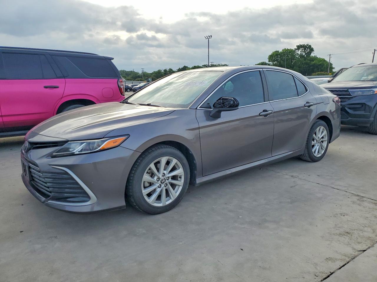 2021 TOYOTA CAMRY LE