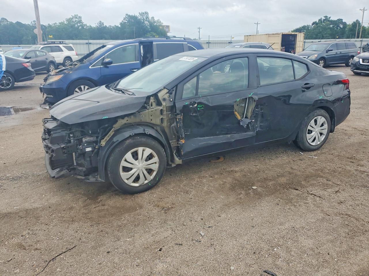 2023 NISSAN VERSA S
