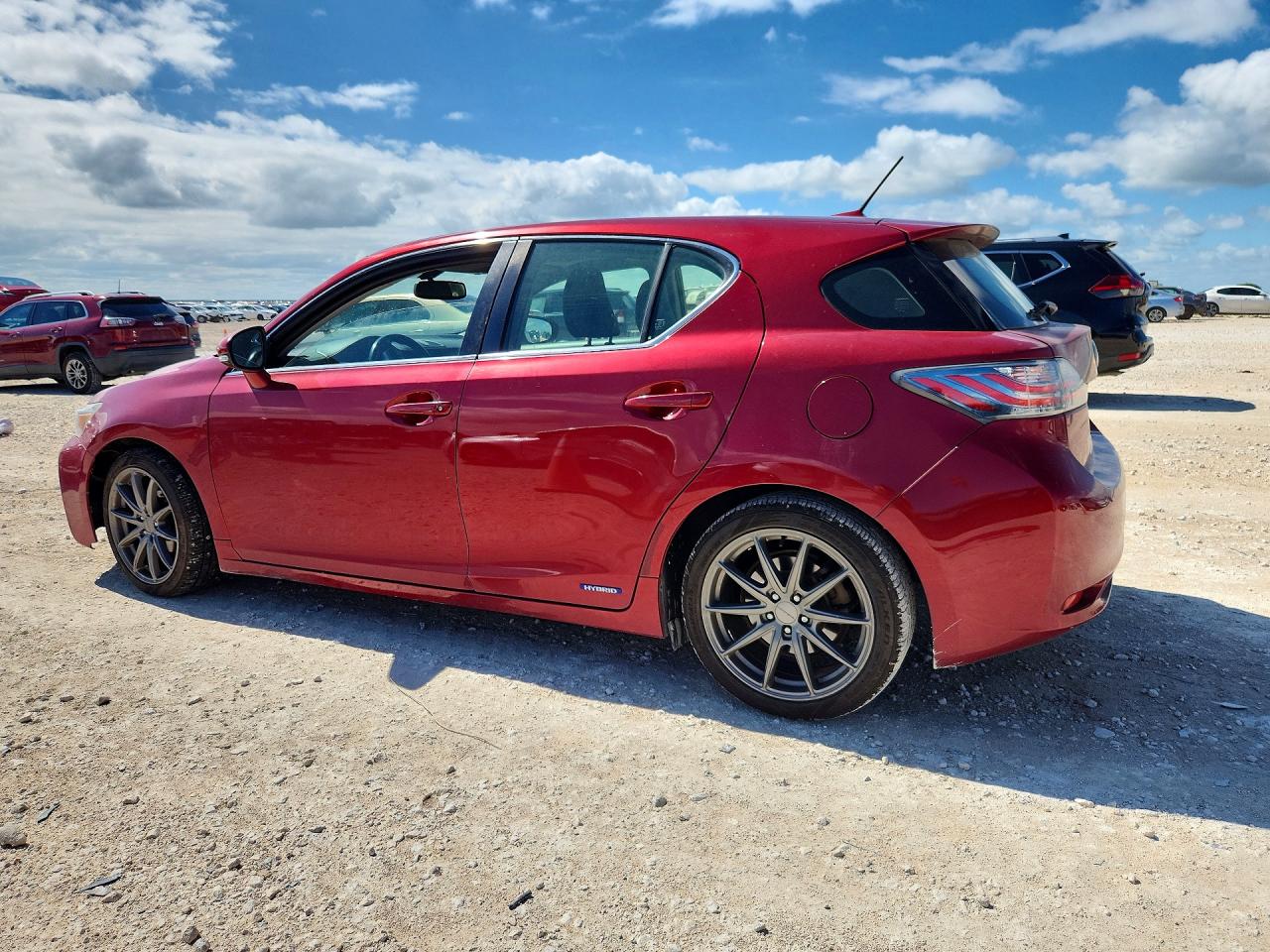 2013 LEXUS CT 200 — снимка 2