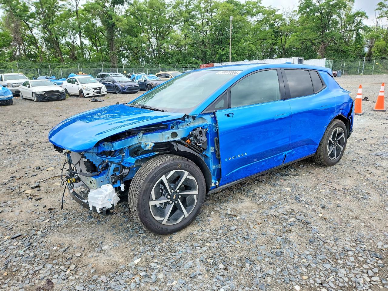 2025 CHEVROLET EQUINOX LT