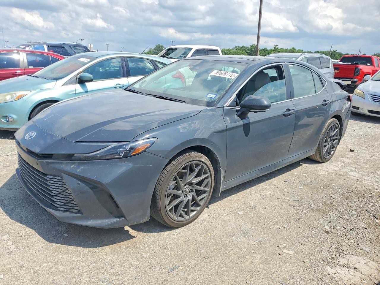 2026 TOYOTA CAMRY XLE