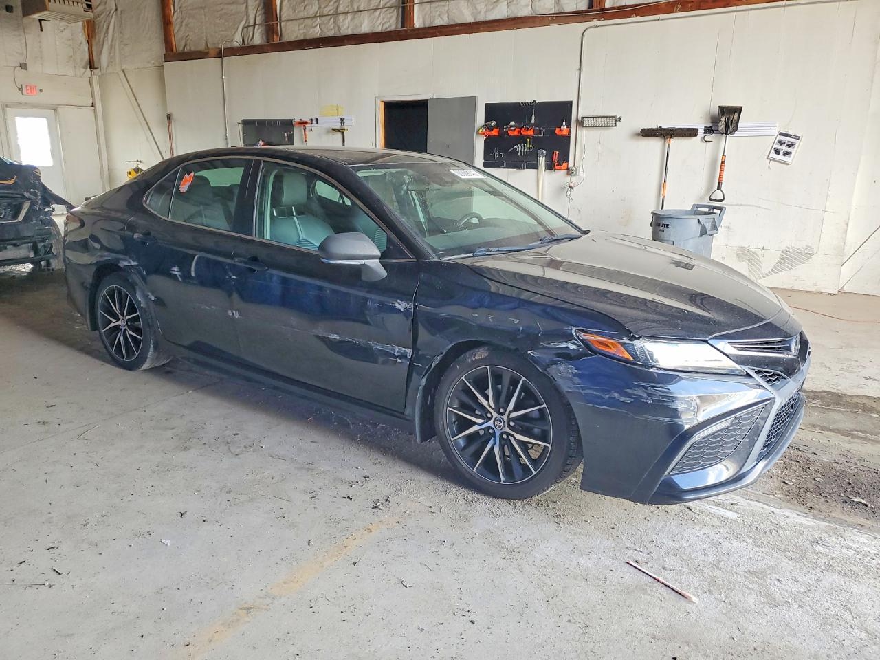 2022 TOYOTA CAMRY SE — снимка 4