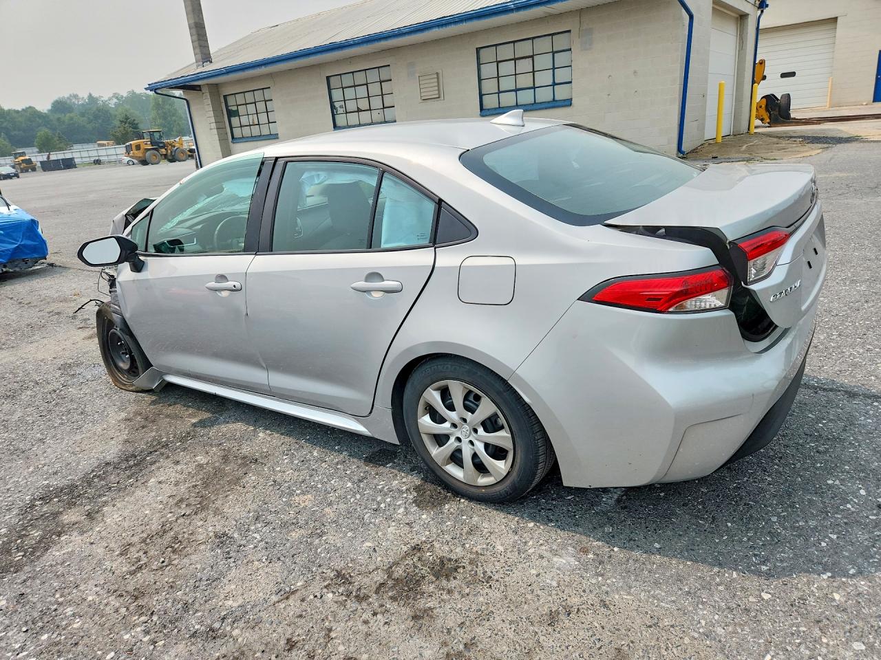 2024 TOYOTA COROLLA LE — снимка 2