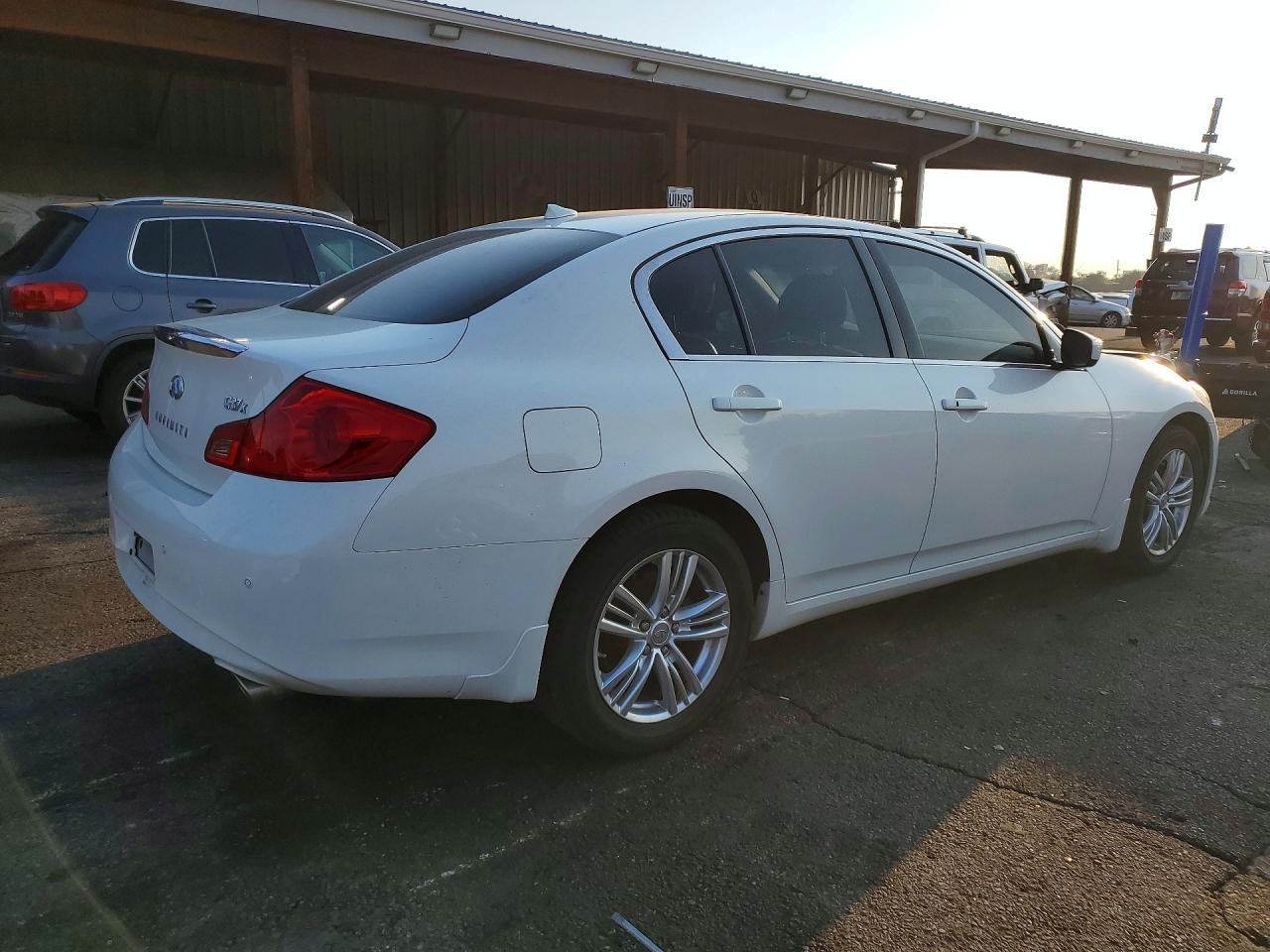 2013 INFINITI G37 SEDAN X — снимка 3