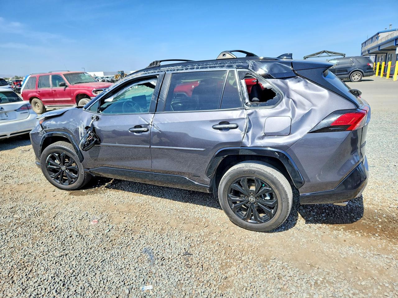 2024 TOYOTA RAV4 XSE — снимка 2