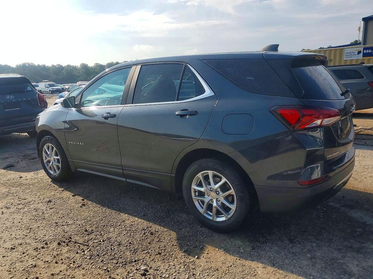 2022 CHEVROLET EQUINOX LT — снимка 2