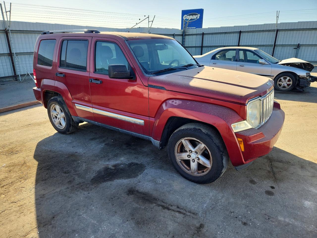 2012 JEEP LIBERTY LIMITED — photo 4